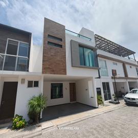 Foto de casa en venta en  , san diego los sauces, cuautlancingo, puebla, 0 No. 01