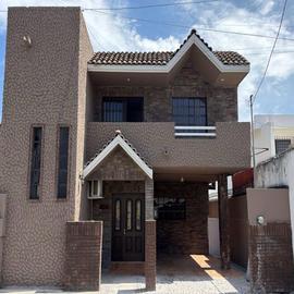 Foto de casa en renta en  , san nicolás de los garza centro, san nicolás de los garza, nuevo león, 31510367 No. 01