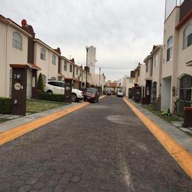 Foto de casa en renta en  , santa maría totoltepec, toluca, méxico, 0 No. 01