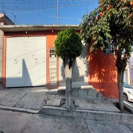 Foto de casa en venta en  , santa maría tulpetlac, ecatepec de morelos, méxico, 0 No. 01