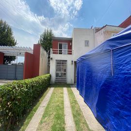 Foto de casa en renta en  , santiago tianguistenco de galeana, tianguistenco, méxico, 0 No. 01