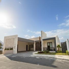 Foto de casa en venta en  , sierra alta 3er sector, monterrey, nuevo león, 0 No. 01