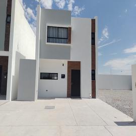 Foto de casa en venta en s/n , ampliación senderos, torreón, coahuila de zaragoza, 28208875 No. 01
