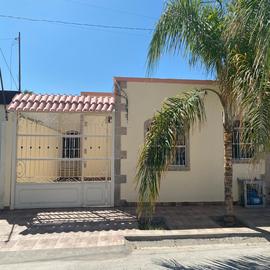 Foto de casa en renta en s/n , sección 38, torreón, coahuila de zaragoza, 0 No. 01