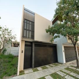 Foto de casa en venta en  , sol campestre, centro, tabasco, 31085584 No. 01