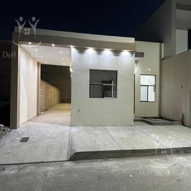 Foto de casa en venta en  , solidaridad, delicias, chihuahua, 0 No. 01