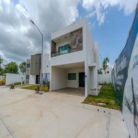 Foto de casa en venta en  , solidaridad, solidaridad, quintana roo, 30206741 No. 01