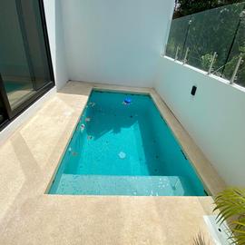 Foto de casa en venta en  , supermanzana 236, benito juárez, quintana roo, 29252932 No. 01