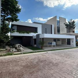 Foto de casa en venta en  , supermanzana 295, benito juárez, quintana roo, 30268431 No. 01