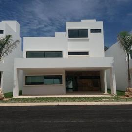 Foto de casa en venta en  , supermanzana 312, benito juárez, quintana roo, 28072953 No. 01