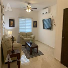 Foto de casa en renta en  , supermanzana 319, benito juárez, quintana roo, 28331435 No. 01