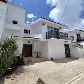 Foto de casa en renta en  , supermanzana 50, benito juárez, quintana roo, 0 No. 01