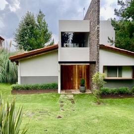 Foto de casa en venta en  , tapalpa, tapalpa, jalisco, 0 No. 01