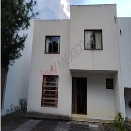 Foto de casa en renta en taretan 14, la vitela (los pozos), pátzcuaro, michoacán de ocampo, 0 No. 01