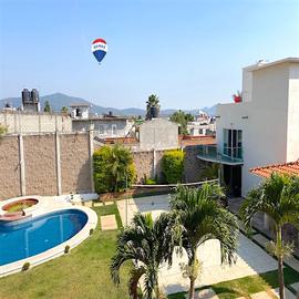Foto de casa en venta en tetecolala , tetecolala, tepoztlán, morelos, 23319370 No. 01