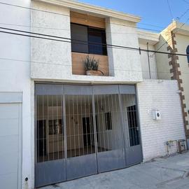 Foto de casa en venta en  , torreón residencial, torreón, coahuila de zaragoza, 31098248 No. 01
