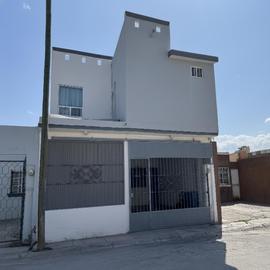 Foto de casa en venta en  , torreón viejo, torreón, coahuila de zaragoza, 31067886 No. 01