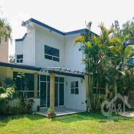 Foto de casa en venta en  , tres pasos, emiliano zapata, veracruz de ignacio de la llave, 0 No. 01