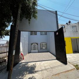 Foto de casa en venta en trinidad arvizu 3951, valentín gómez farias, guadalajara, jalisco, 28044320 No. 01