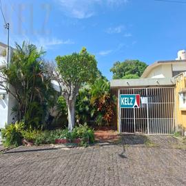 Foto de casa en venta en  , unidad nacional, ciudad madero, tamaulipas, 0 No. 01