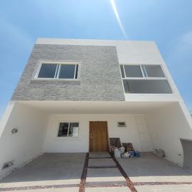 Foto de casa en renta en valle de san isidro , valle de san isidro, zapopan, jalisco, 30726660 No. 01