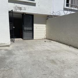 Foto de casa en renta en  , valle dorado, tlajomulco de zúñiga, jalisco, 0 No. 01