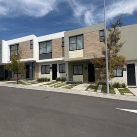 Foto de casa en venta en  , villa carriedo, el marqués, querétaro, 0 No. 01