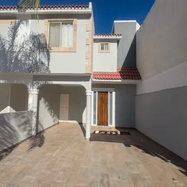 Foto de casa en renta en  , villa de las palmas, torreón, coahuila de zaragoza, 0 No. 01