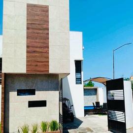 Foto de casa en venta en  , villa los arcos, juárez, nuevo león, 0 No. 01