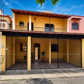 Foto de casa en venta en  , villa verde, colima, colima, 0 No. 01