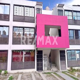 Foto de departamento en venta en villas 1200 , chulavista, tlajomulco de zúñiga, jalisco, 30843415 No. 01