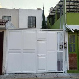 Foto de casa en venta en  , villas de santa mónica, toluca, méxico, 30793097 No. 01