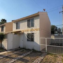 Foto de casa en venta en  , villas del benavente ii, celaya, guanajuato, 30230770 No. 01