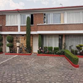 Foto de casa en venta en  , villas fontana, toluca, méxico, 29062113 No. 01