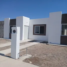 Foto de casa en venta en  , villas las misiones, gómez palacio, durango, 0 No. 01