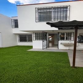 Foto de casa en venta en  , viveros, san luis potosí, san luis potosí, 30630603 No. 01