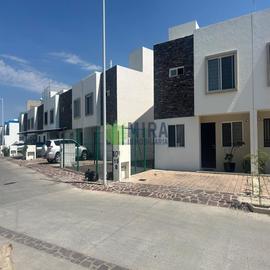 Foto de casa en renta en  , zamora de hidalgo centro, zamora, michoacán de ocampo, 30429960 No. 01