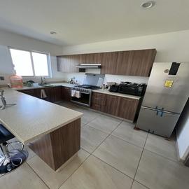 Foto de casa en venta en zinaparo , jardines del cerro grande, la piedad, michoacán de ocampo, 0 No. 01