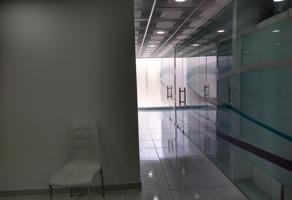 Foto de inmueble en Circuito Centro Comercial  #14, Col. Ciudad Satélite C.P. 53100, Naucalpan de Juárez