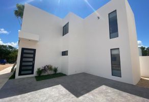 Foto de casa en venta en Tamanché, Mérida, Yucatán, 25294377,  no 01