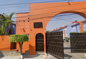 Foto de inmueble en Avenida Lomas del Tzompantle #78, Col. Lomas de Zompantle C.P. 62157, Cuernavaca