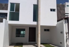Foto de casa en condominio en venta en Lomas del Valle, Puebla, Puebla, 24983169,  no 01