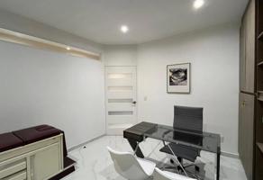 Foto de inmueble en Tuxpan 45 #45, Col. Roma Sur C.P. 06760, Cuauhtémoc
