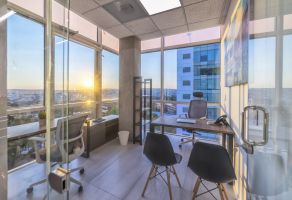 Foto de inmueble en APROVECHA!!! -30% Oficinas TODO INCLUIDO 1-3 Personas , Col. El Refugio Campestre C.P. 37156, León