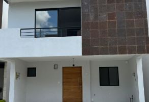 Foto de casa en venta en Lomas de Angelópolis, San Andrés Cholula, Puebla, 25516750,  no 01