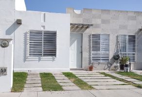 Foto de casa en condominio en venta en Paseos del Bosque, Corregidora, Querétaro, 23592186,  no 01