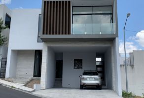 Foto de casa en venta en Cumbres 3 Sector Sección 3-4, Monterrey, Nuevo León, 25309831,  no 01