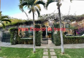 Foto de casa en venta en Rancho Cortes, Cuernavaca, Morelos, 23503822,  no 01