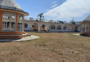 Foto de terreno habitacional en venta en Imi, Campeche, Campeche, 24780701,  no 01