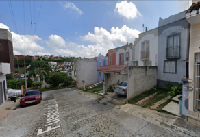 Foto de inmueble en Fuente de Juno, Col. Las Fuentes C.P. 91098, Xalapa